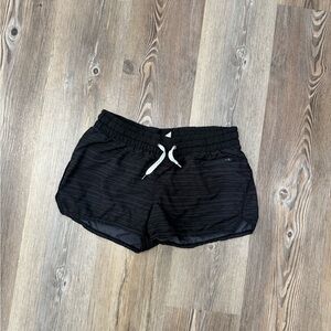 Women’s Vuori Black Clementine Shorts